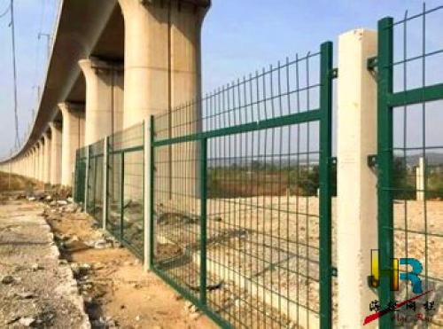 鐵路護(hù)欄網(wǎng)